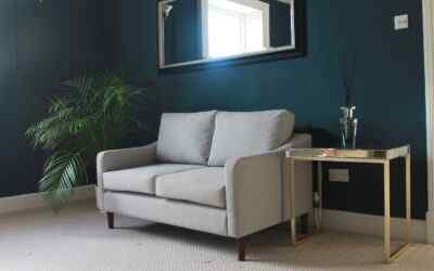Lilly Sofa